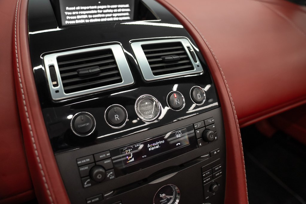 2008 Aston Martin Vantage Silver Montreal - photo #14