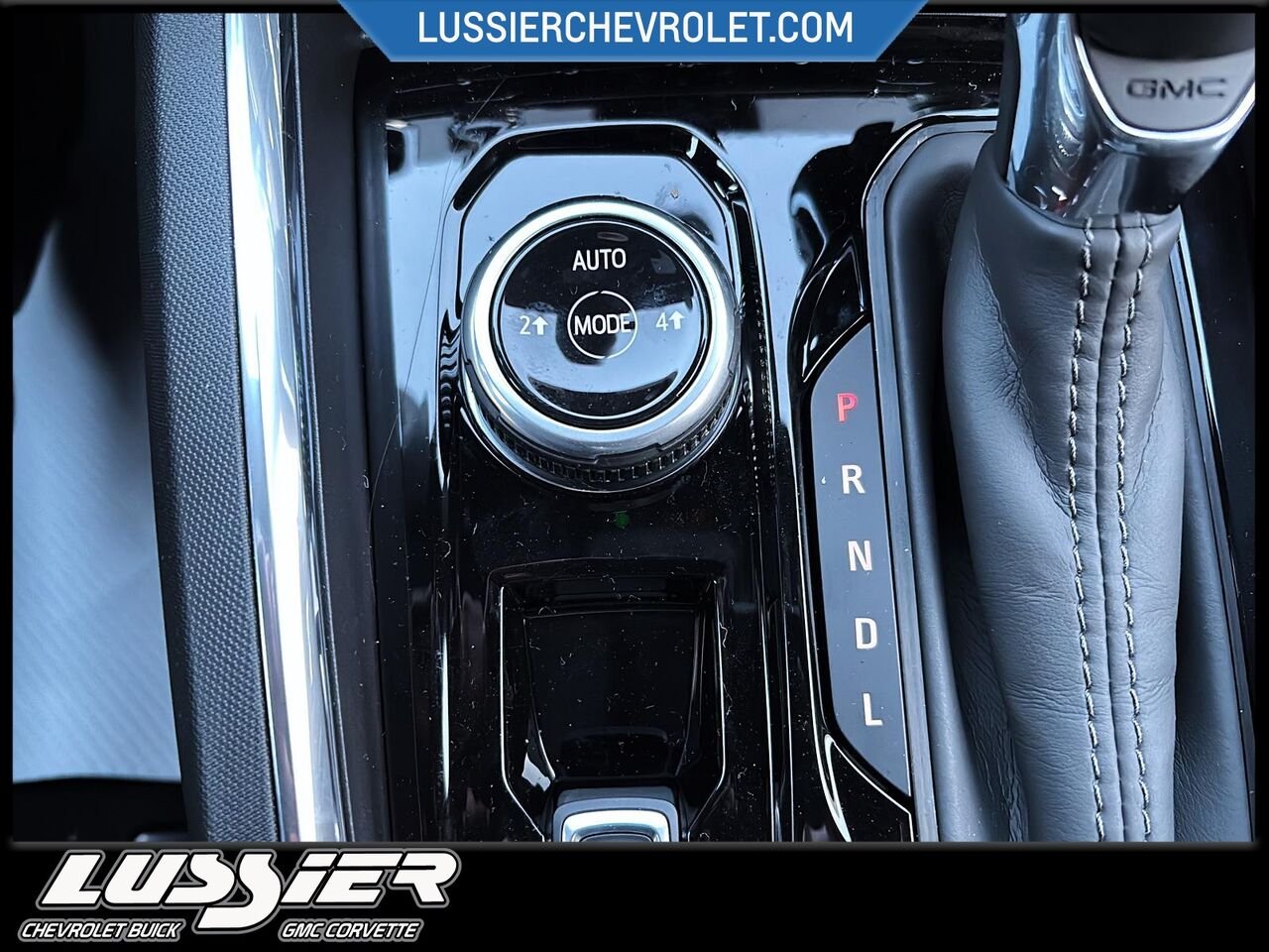 GMC Canyon Elevation cabine multiplace 4RM 2026 NOIR ONYX Saint-Hyacinthe - photo #13