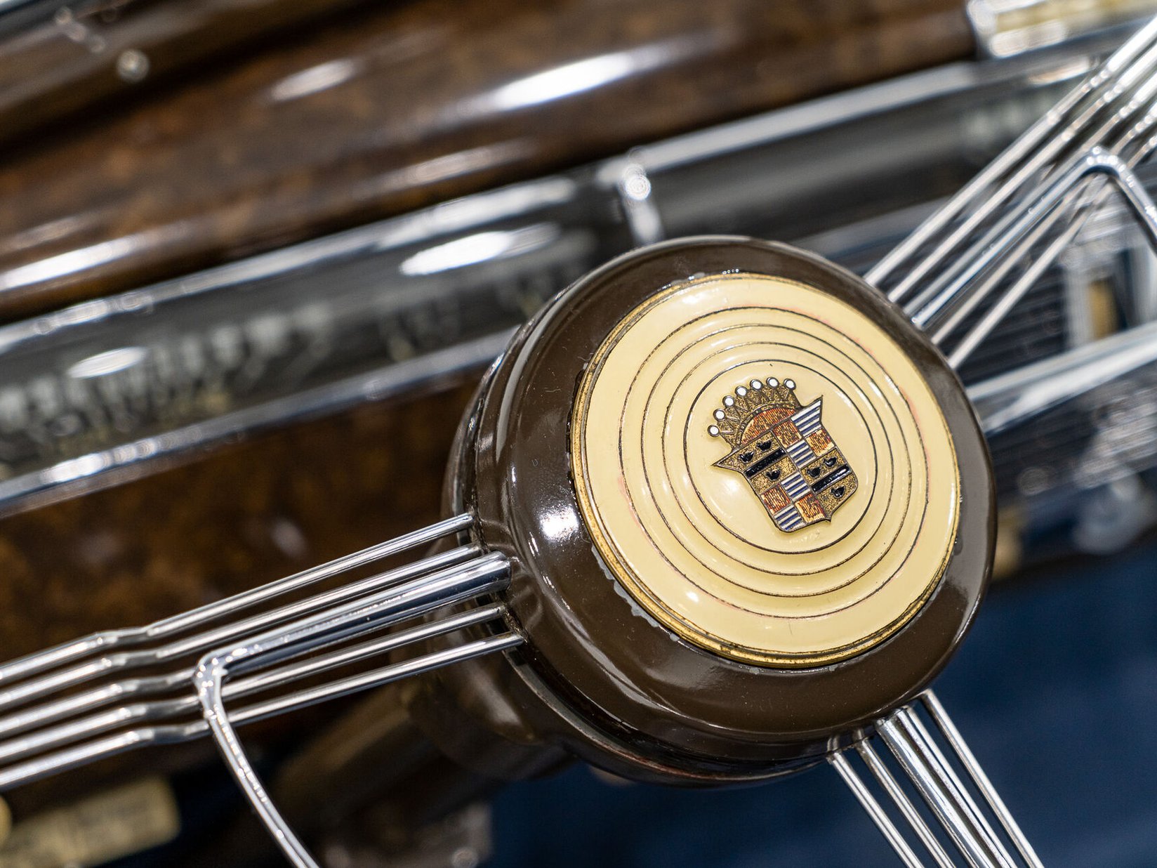 Cadillac Series 75 1 of 27 built. Former CCCA National first prize winner *PRICE IN USD* 1939 Brun Montréal - photo #77
