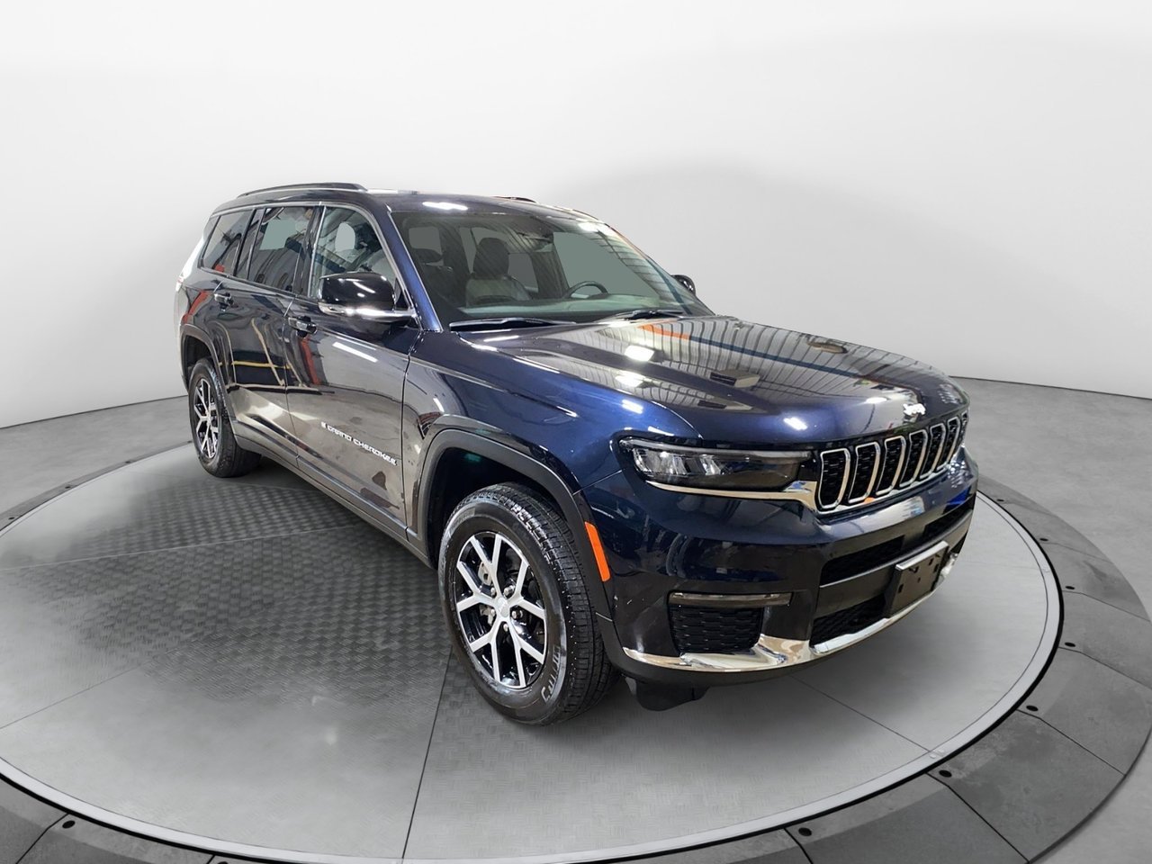 Jeep Grand Cherokee L NIV 1C4RJKBGXR8559905 2024 Noir Baie-Comeau - photo #2