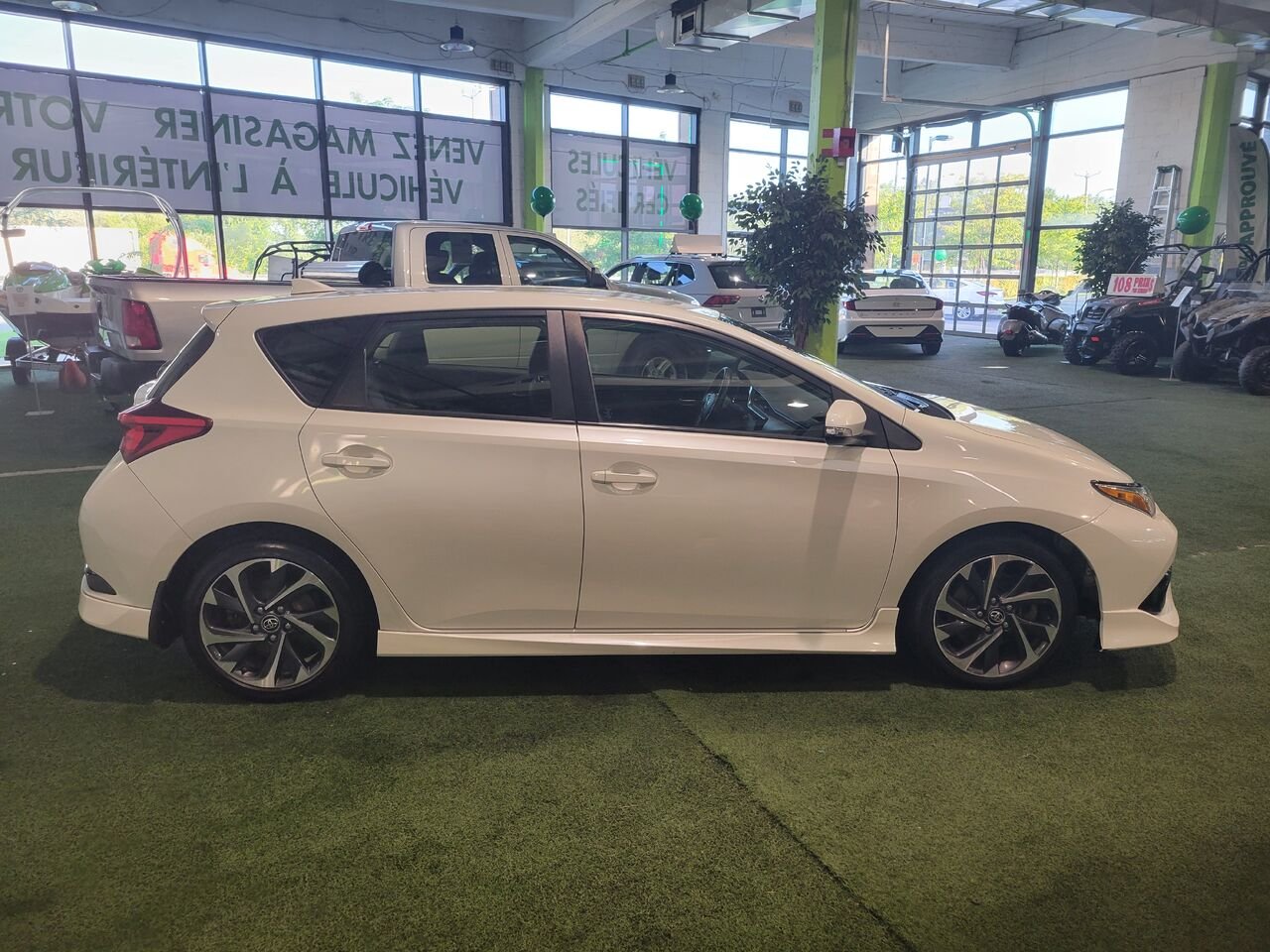 Toyota Corolla iM 2018 Blanc Longueuil, - photo #13