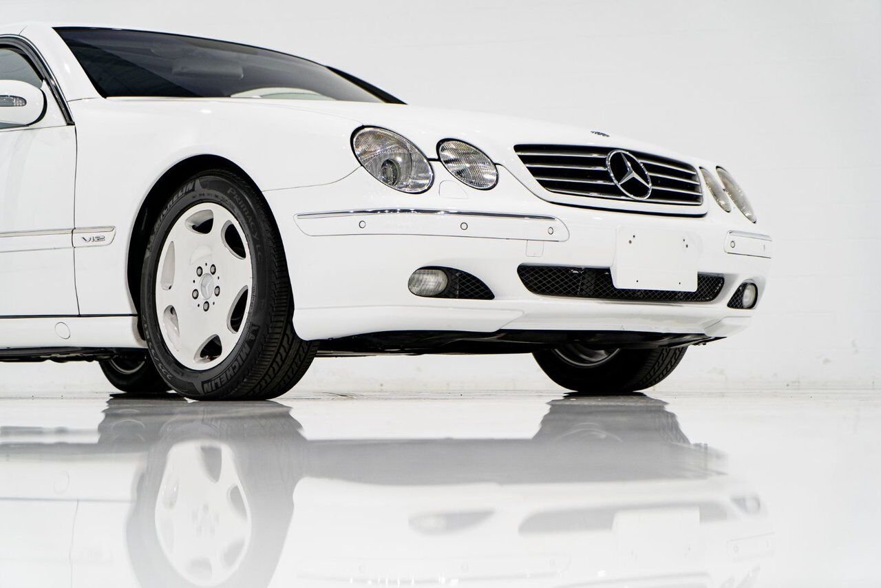 Mercedes-Benz CL600 V12 over $120,000 original MSRP 2001 Blanc Montréal - photo #43
