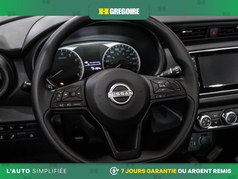 2025 Nissan Kicks White Laval - photo #15