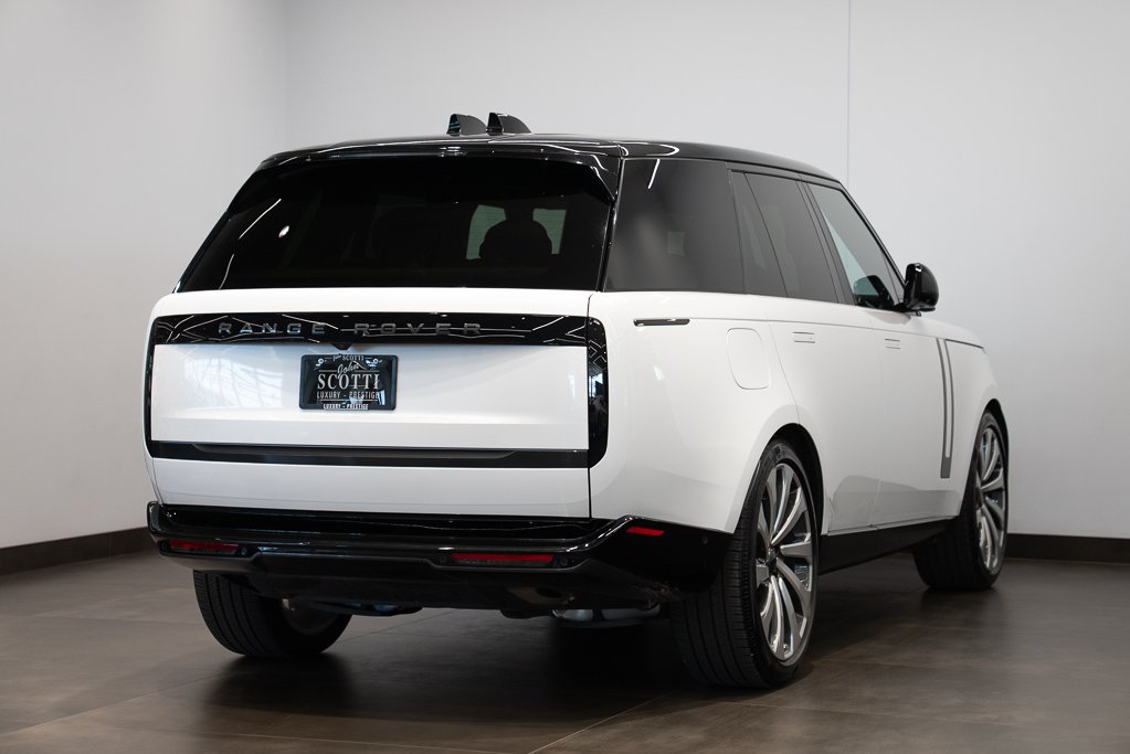 2026 Land Rover Range Rover P400 SE // 23 inch Wheels White Kirkland - photo #3