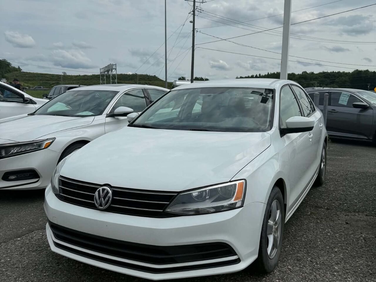 2017 Volkswagen Jetta Trendline+ 1.4 TSI Trendline+ 4 portes BA White Lévis - photo #0