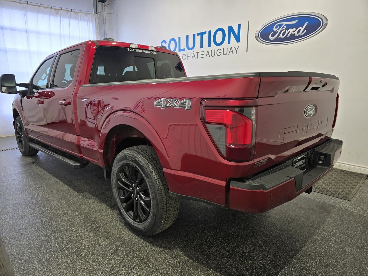 2026 Ford F-150 Ruby Red Metallic Tinted Clearcoat Châteauguay - photo #1