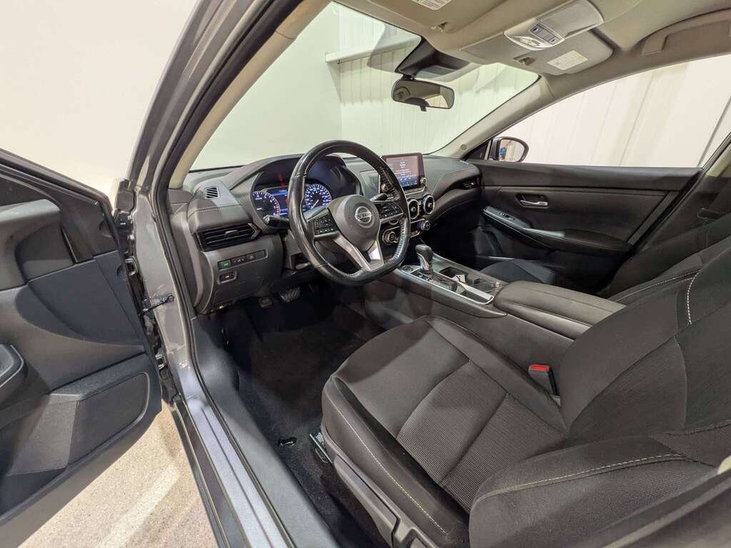 Nissan Sentra SV CVT 2022 Gris Val-David - photo #9