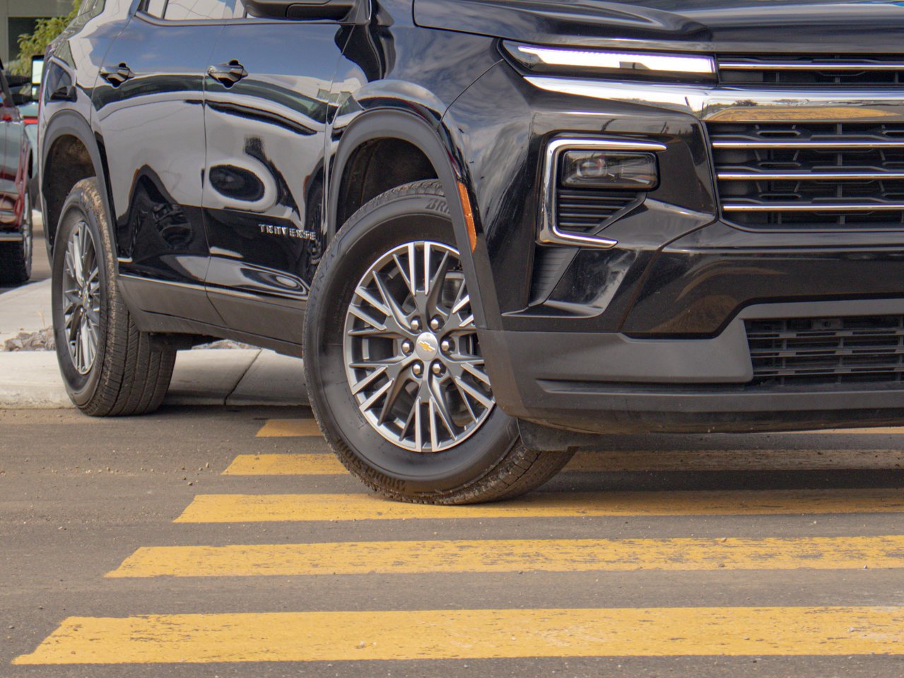 2026 Chevrolet Traverse AWD 4dr LT Black Sherwood Park - photo #5