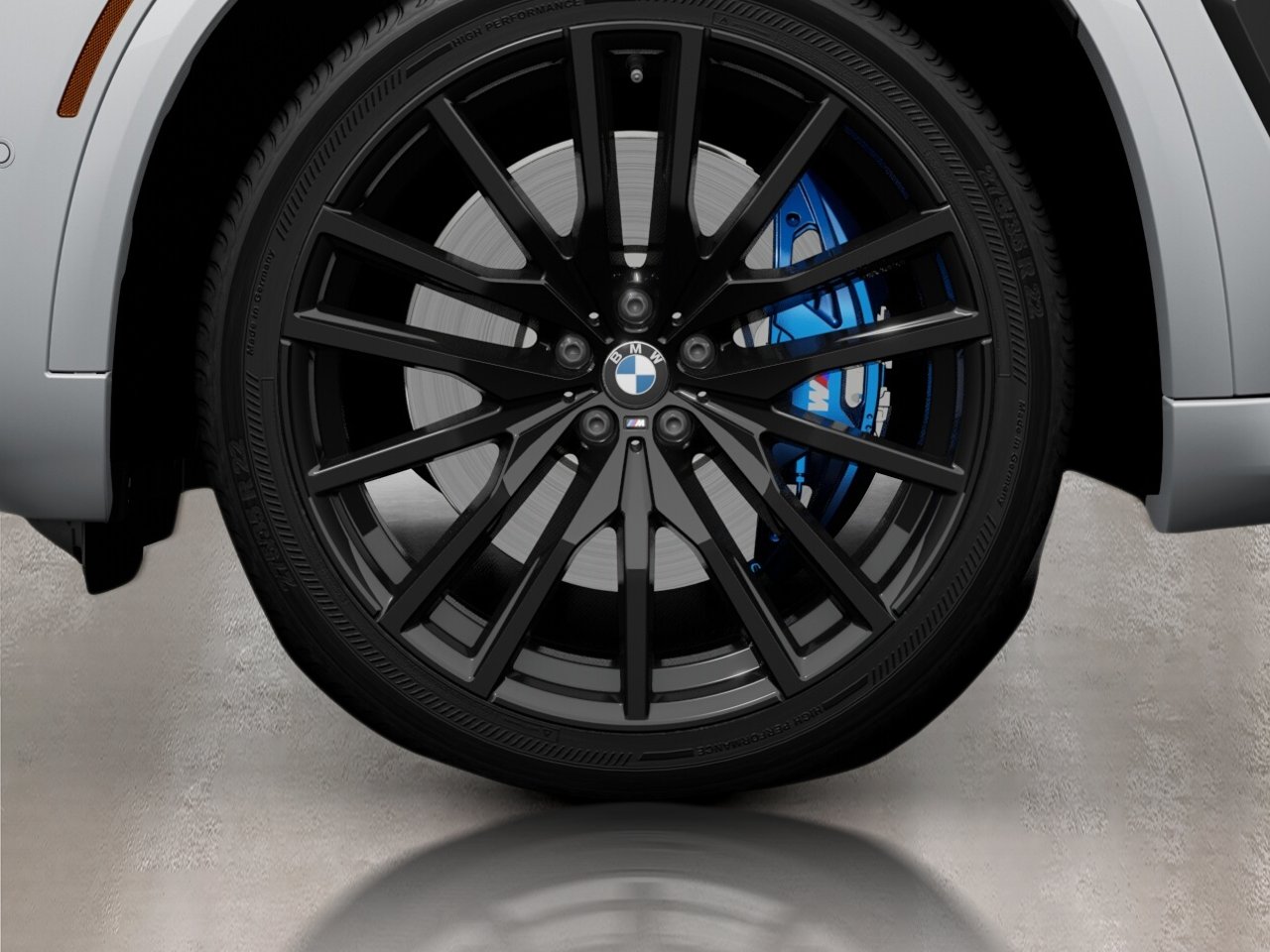 2026 BMW X5 M60i Frozen Pure Grey Blainville - photo #6
