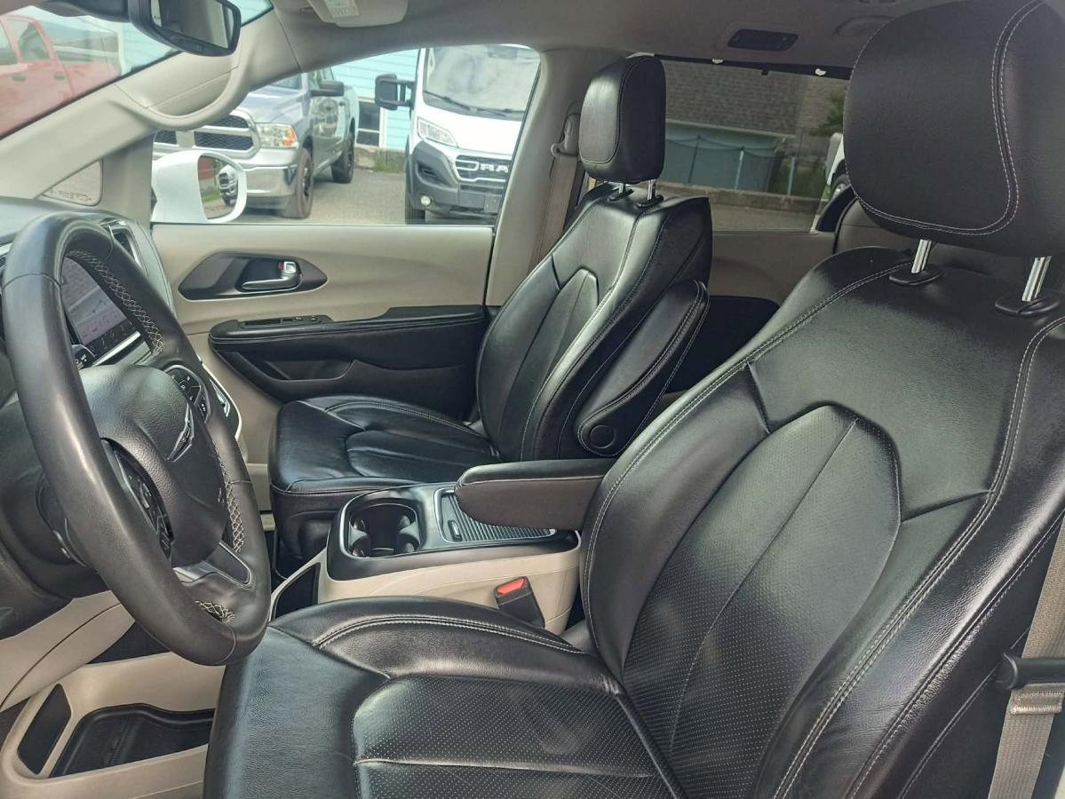 Chrysler Pacifica 2022 Blanc Lac Mégantic - photo #9