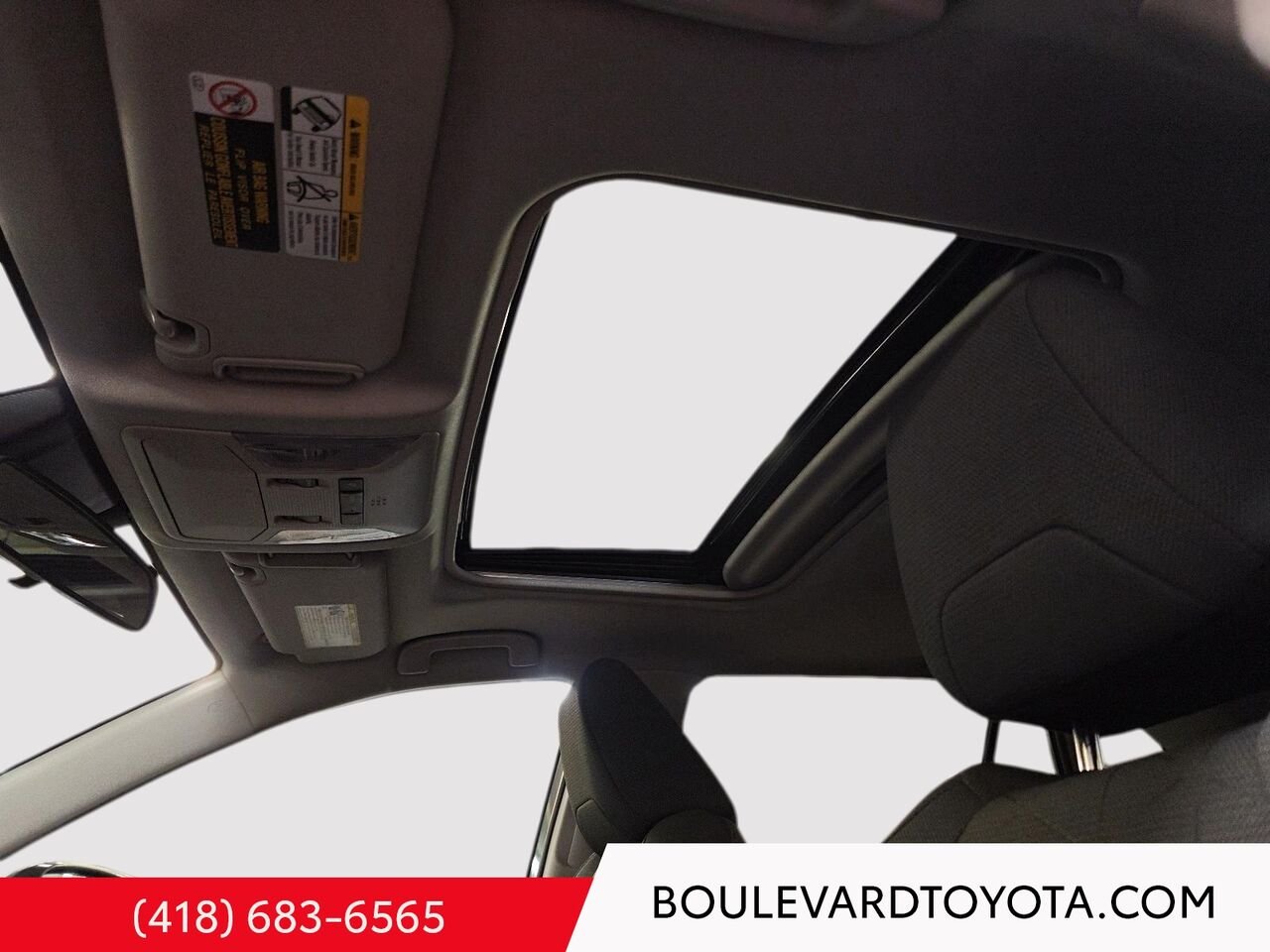 Toyota RAV4 100111A-2 | XLE, AWD 2021 Gris Québec - photo #10