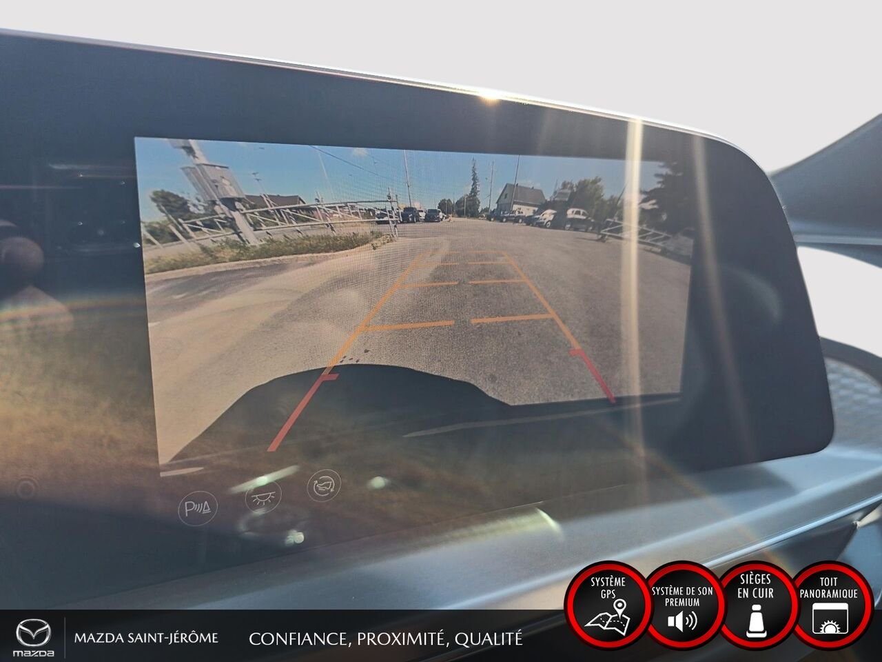 2025 Cadillac LYRIQ TRANSFERT DE BAIL $879/MOIS +TX BALANCE 12 MOIS Black Saint-Jérôme - photo #18