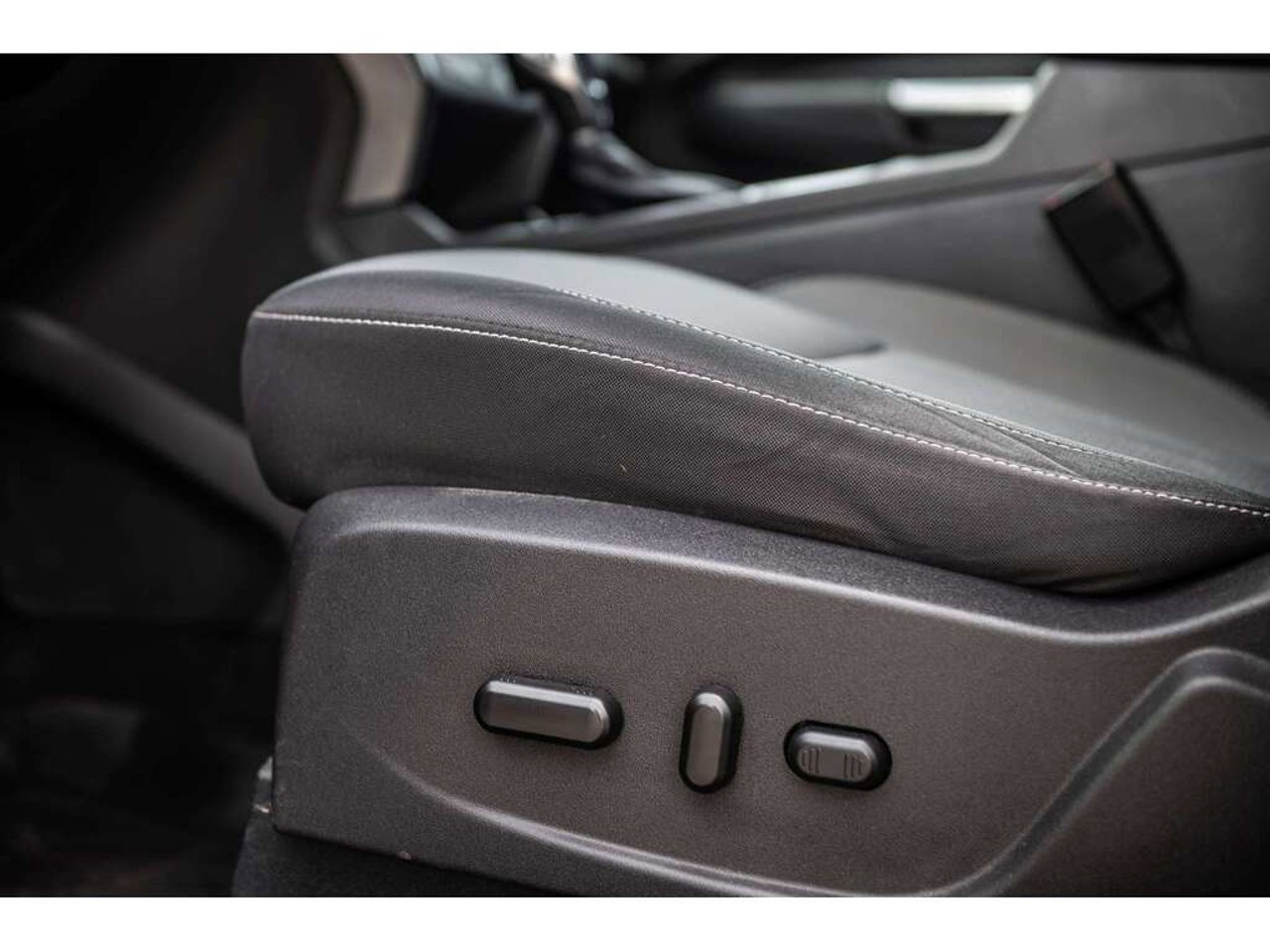 2018 Ford Escape Grey Sainte-Julienne - photo #14