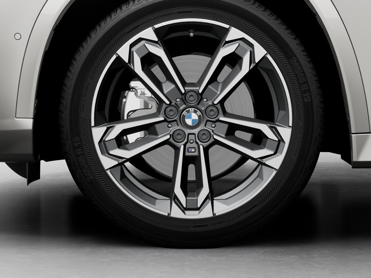 2026 BMW X1 Space Silver Metallic Blainville - photo #13
