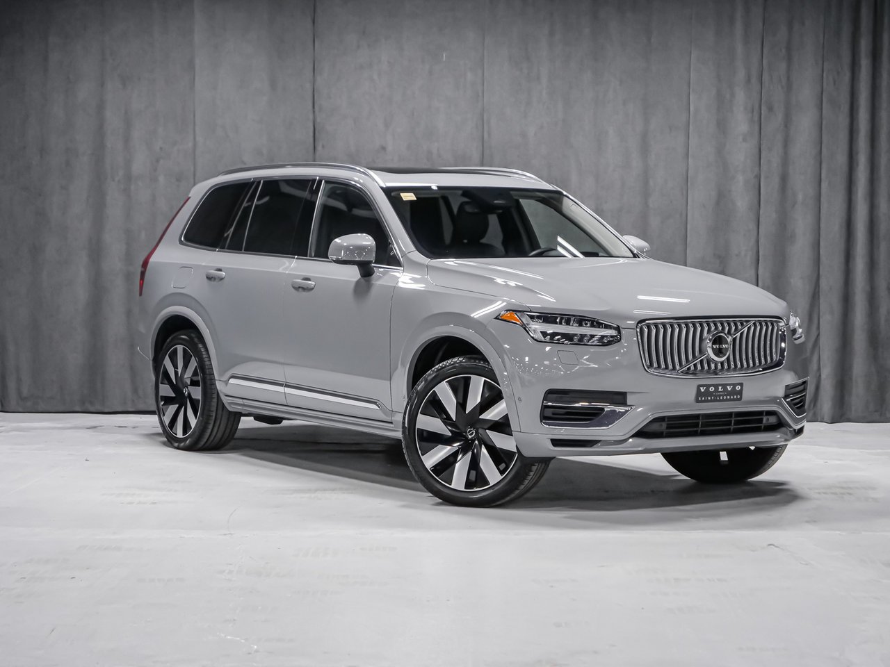 2025 Volvo XC90 Plug-In Hybrid T8 ULTRA BRIGHT Grey Montreal - photo #2