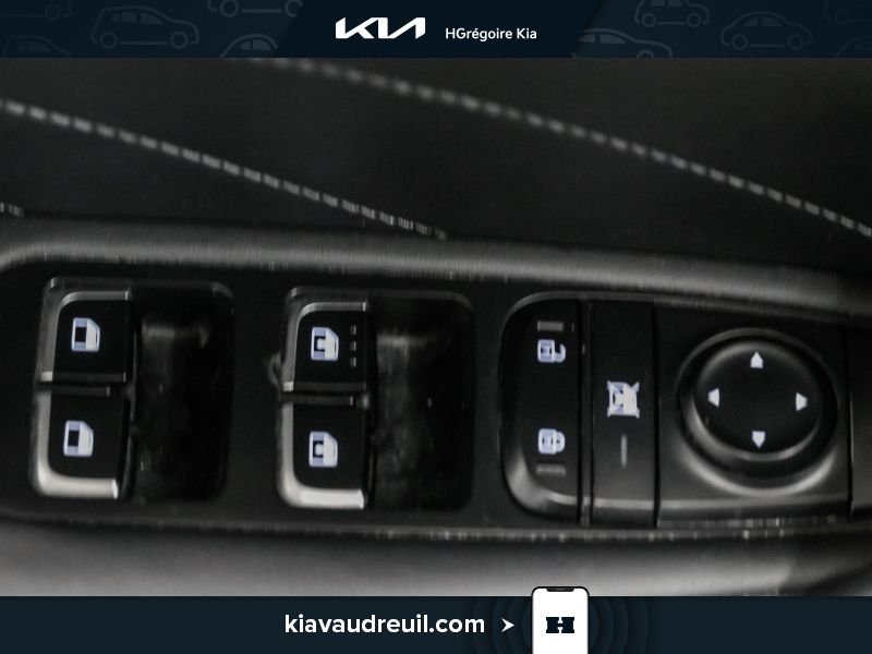 2022 Kia Stinger Black Saint-Eustache - photo #10
