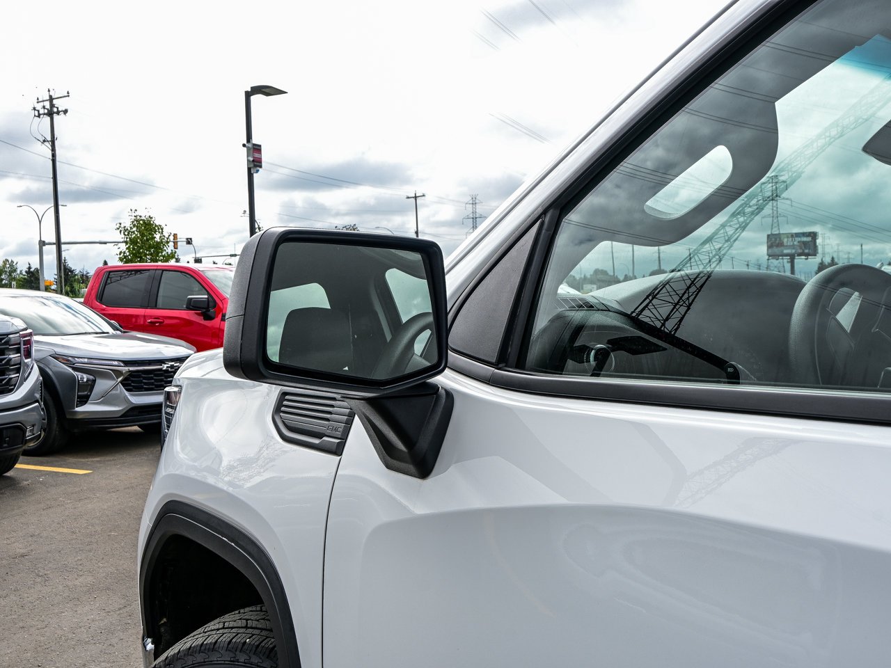 2023 GMC Sierra 1500 4WD Crew Cab 147 Pro White Sherwood Park - photo #6