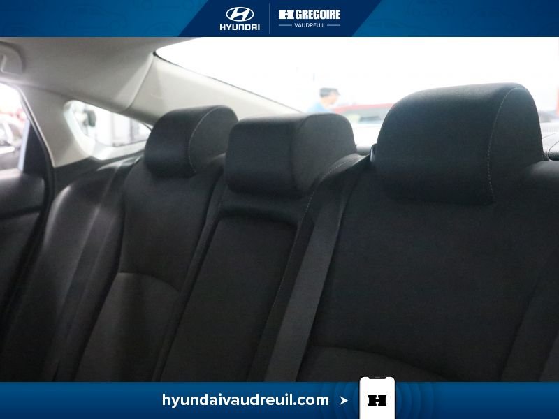 2019 Honda Civic Blue Laval - photo #20