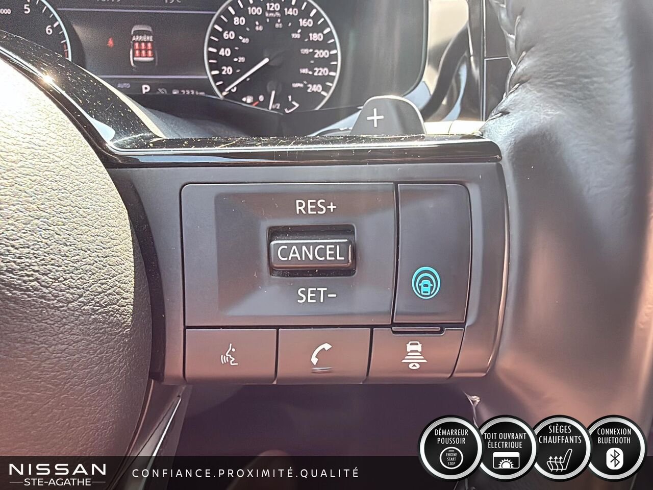 2024 Nissan Pathfinder SL 4RM Black Saint-Jérôme - photo #18