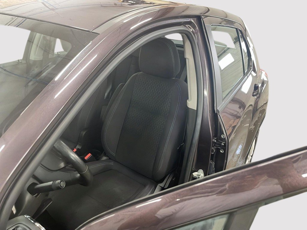 Chevrolet Trax 2014 mauve Amos - photo #9