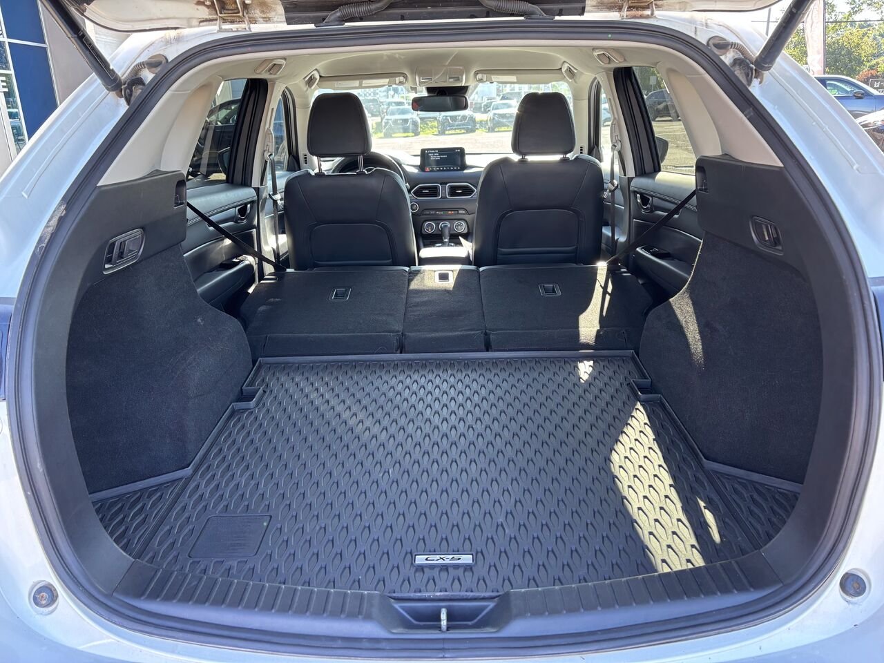 2021 Mazda CX-5 GS TI White Montmagny - photo #9
