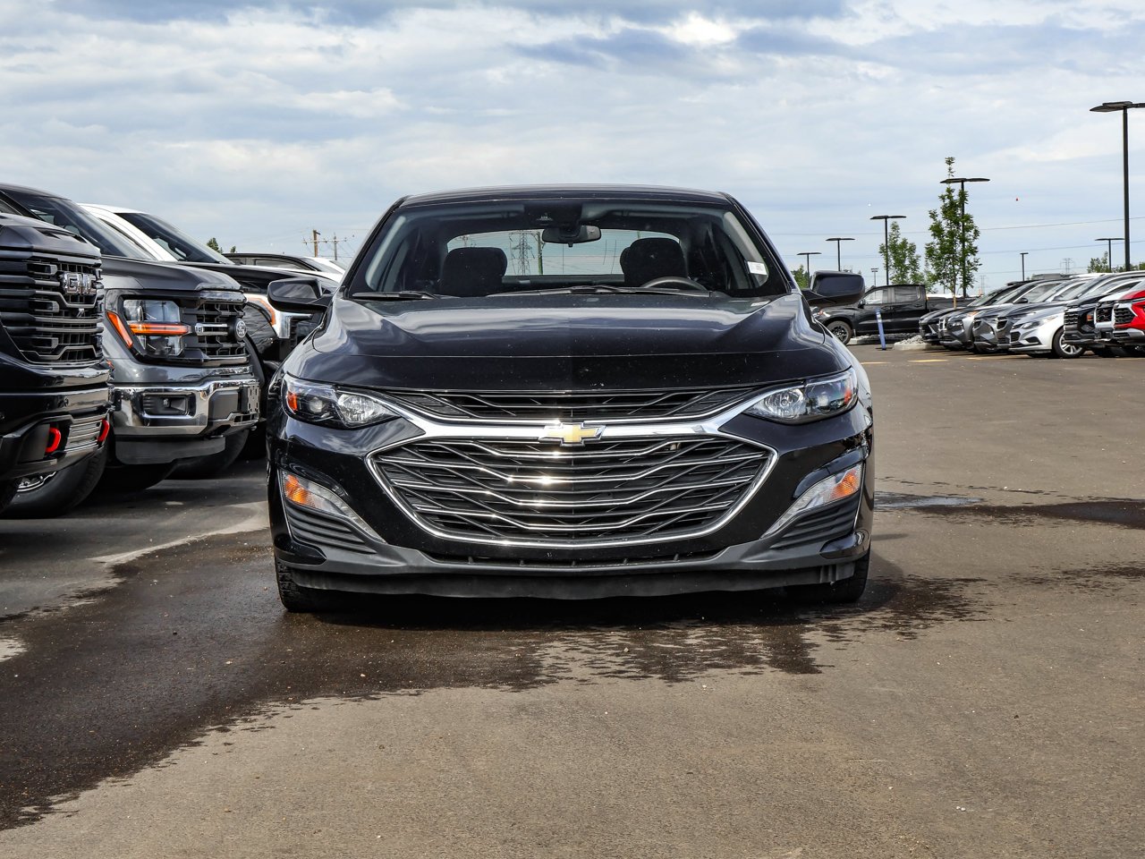 2025 Chevrolet Malibu 4dr Sdn 1LT Black Sherwood Park - photo #2