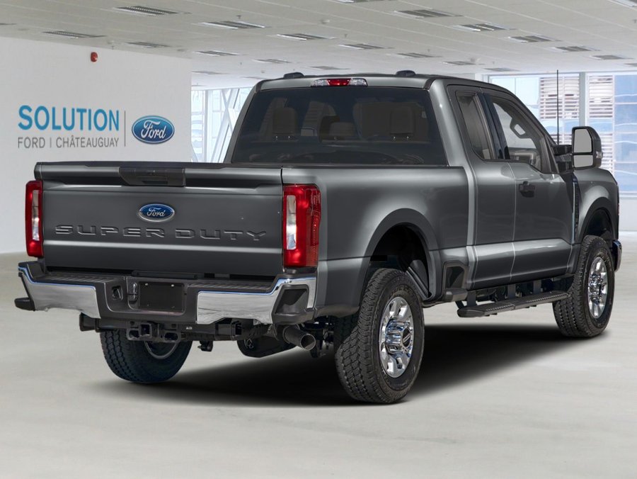 Ford Super Duty F-250 SRW 2026 Gris carbonisé métallisé