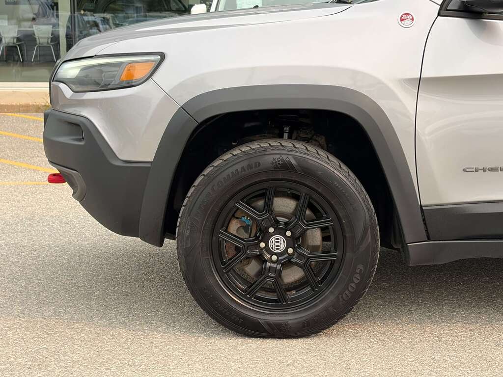 2020 Jeep Cherokee Grey Gatineau - photo #6
