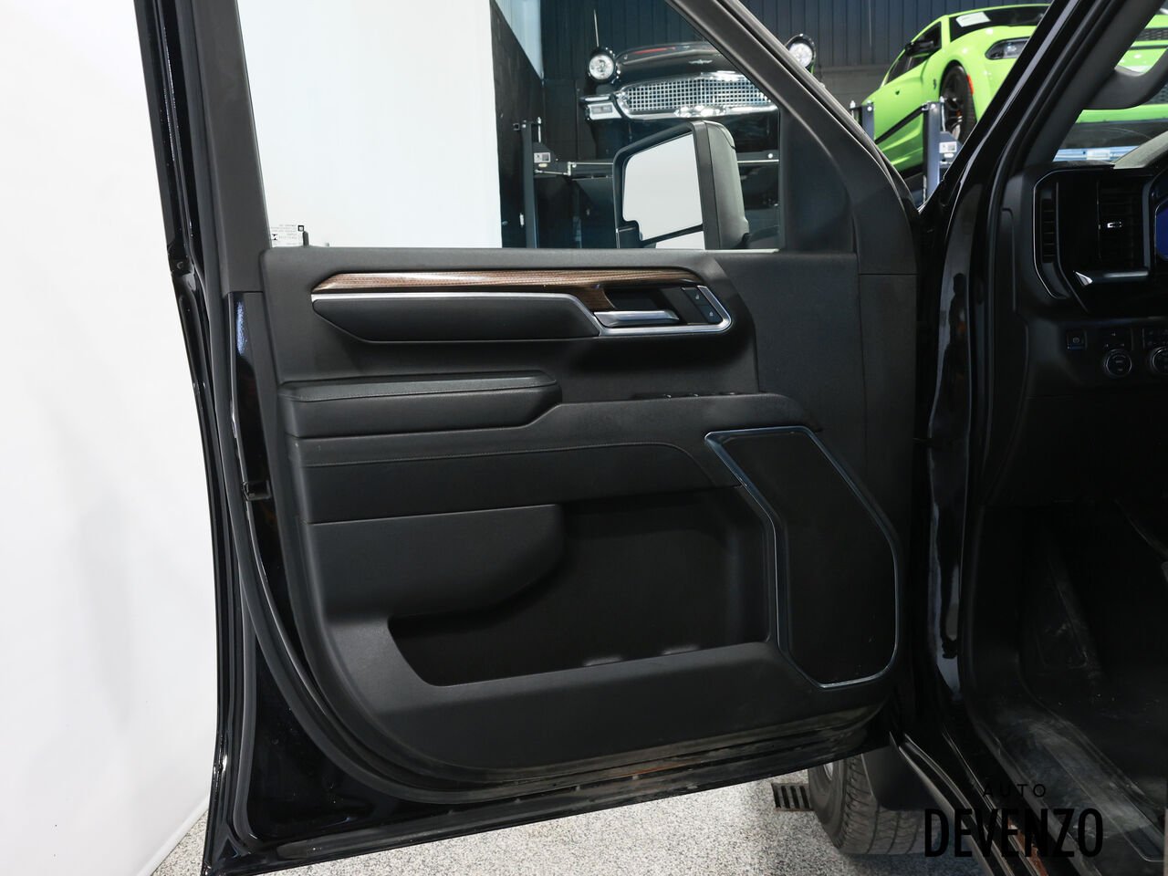 Chevrolet Silverado 3500HD 2024 Noir Saint-Eustache - photo #8