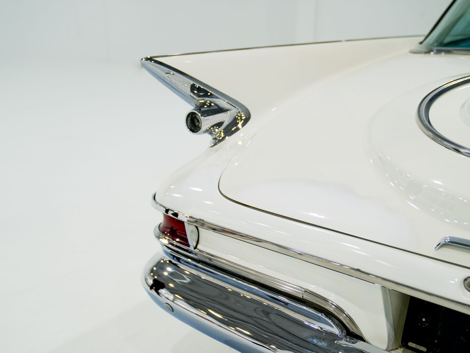 1961 Chrysler Windsor White Montreal - photo #30