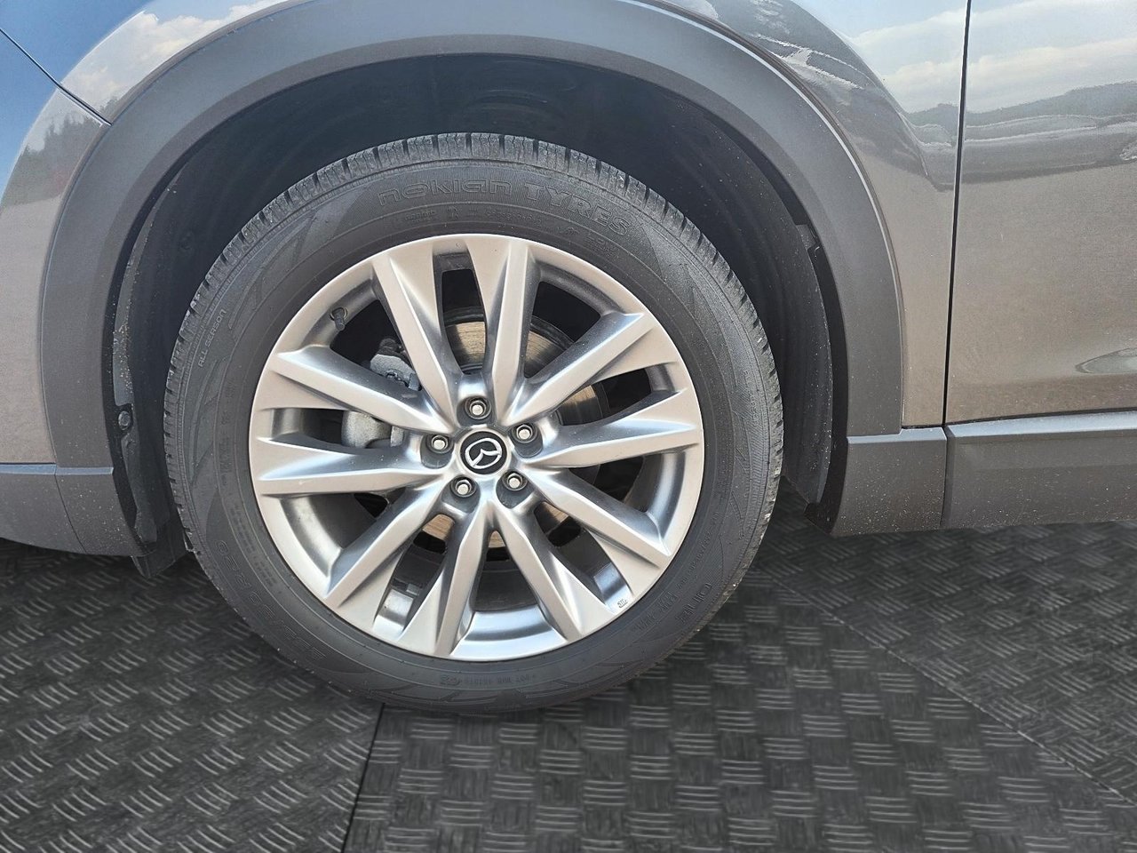 Mazda CX-9 NIV JM3TCBCYXL0421253 2020 Gris Chicoutimi - photo #8