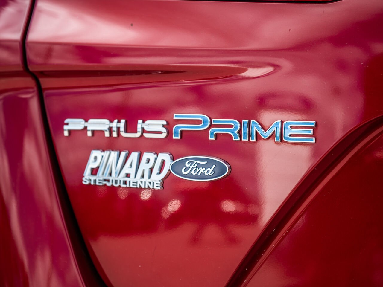 Toyota Prius Prime 2021 Rouge Sainte-Julienne - photo #5