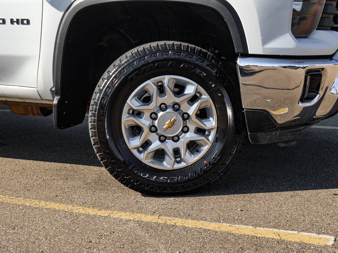 2025 Chevrolet Silverado 3500HD 4WD Crew Cab 159 LT White Sherwood Park - photo #10