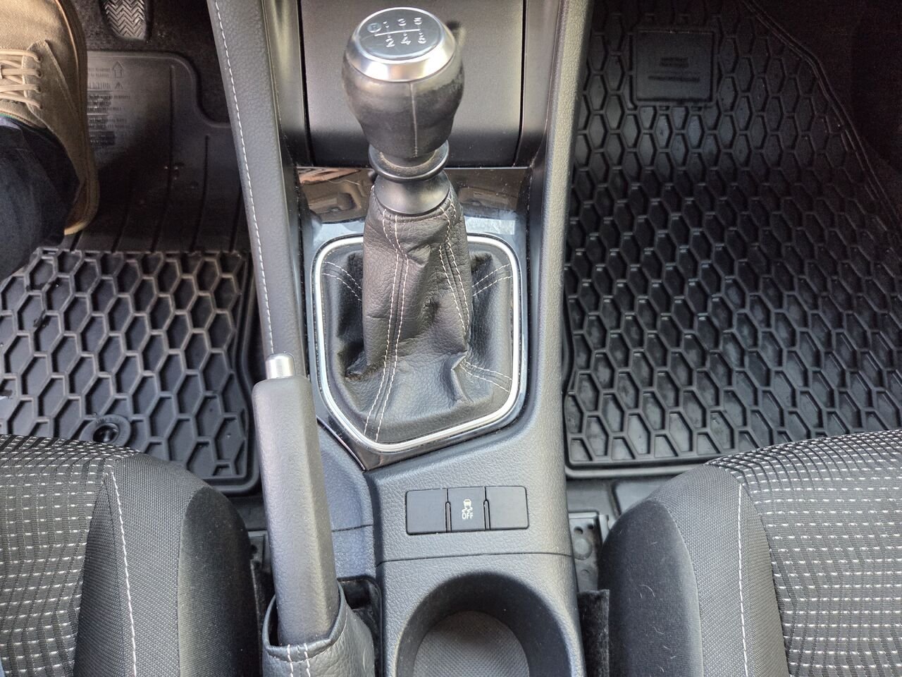 Toyota COROLLA IM 2018 Argent Mont-Laurier - photo #16