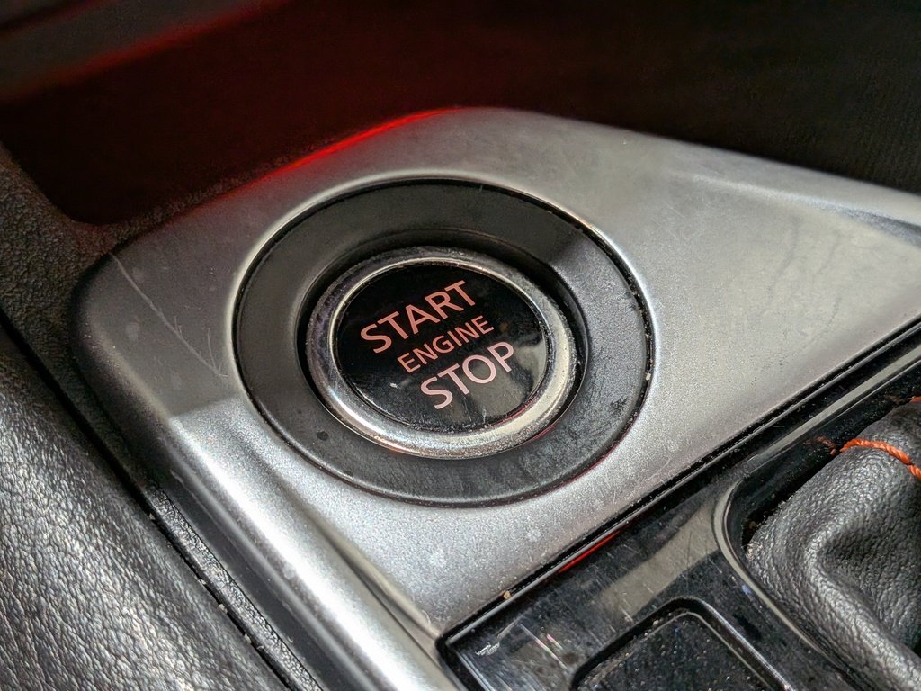 2024 Nissan Sentra SR Manual Blue Val-David - photo #26