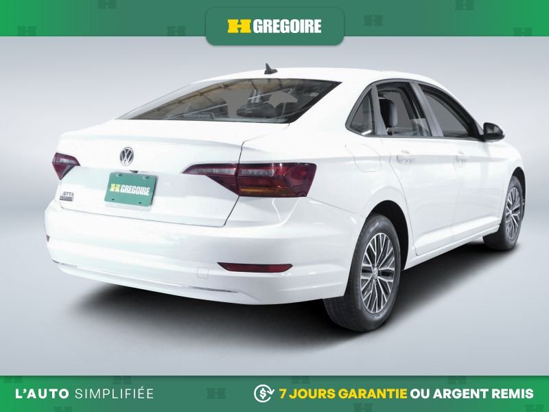 2019 Volkswagen Jetta White Laval - photo #8