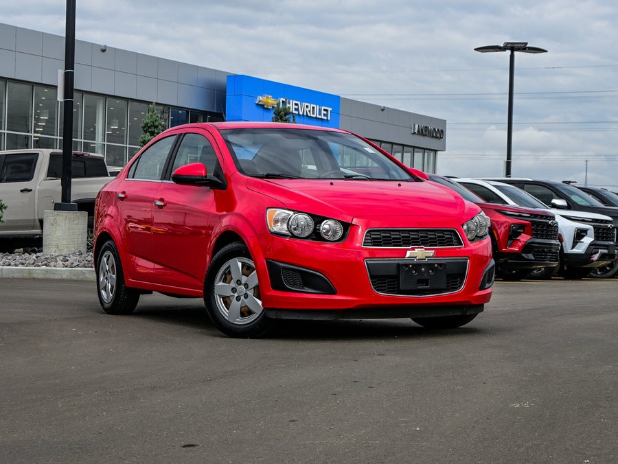2014 Chevrolet Sonic 2014 Red