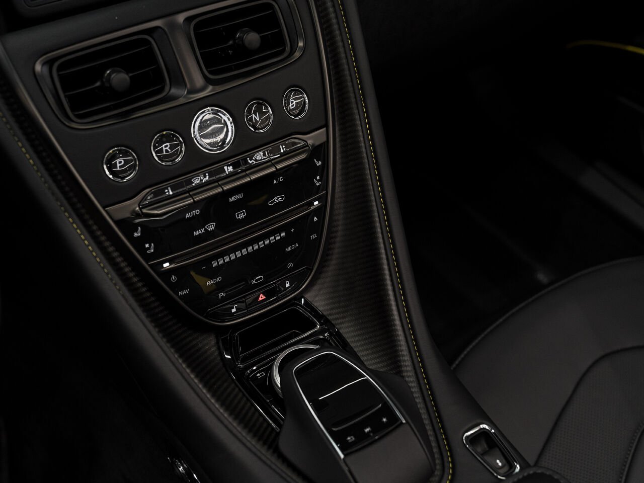 2023 Aston Martin DBS 770 Ultimate | NO LUXURY TAX Kirkland - photo #22