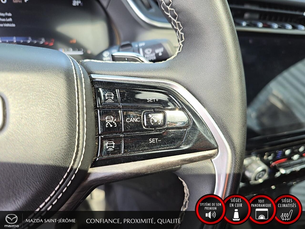 2023 Jeep Grand Cherokee Overland | TOIT PANORAMIQUE | AUDIO MCINTOSH | Black Saint-Jérôme - photo #14