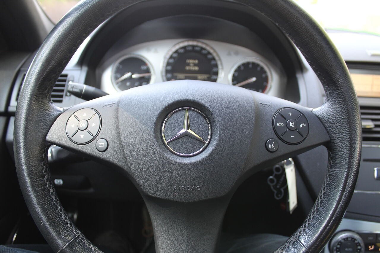 2008 Mercedes-Benz C 230 4MATIC VIN: WDDGF85X38F141905 Blue Sainte-Rose - photo #14