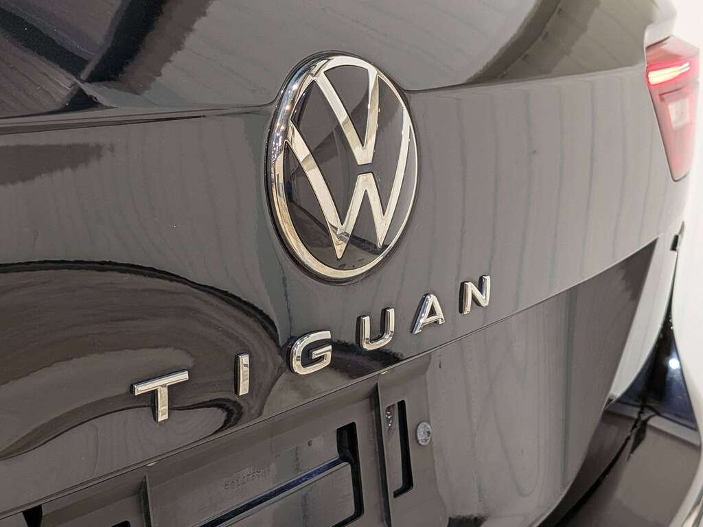 2022 Volkswagen Tiguan Highline R-Line 4MOTION Black Val-David - photo #39