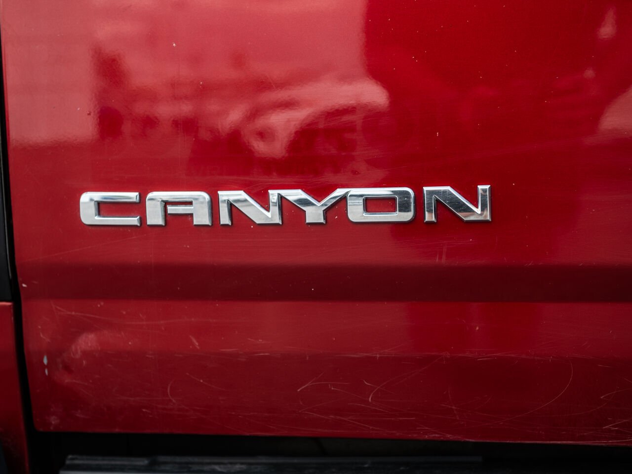 GMC Canyon 2016 Rouge Sainte-Julienne - photo #5