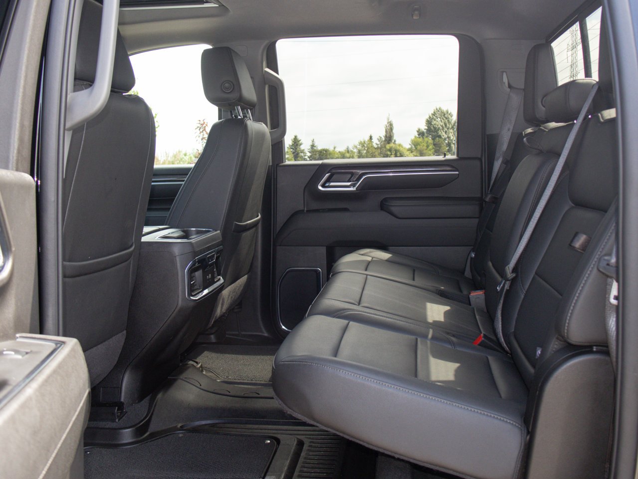 2024 Chevrolet Silverado 2500HD 4WD Crew Cab 159 LTZ Black Sherwood Park - photo #34