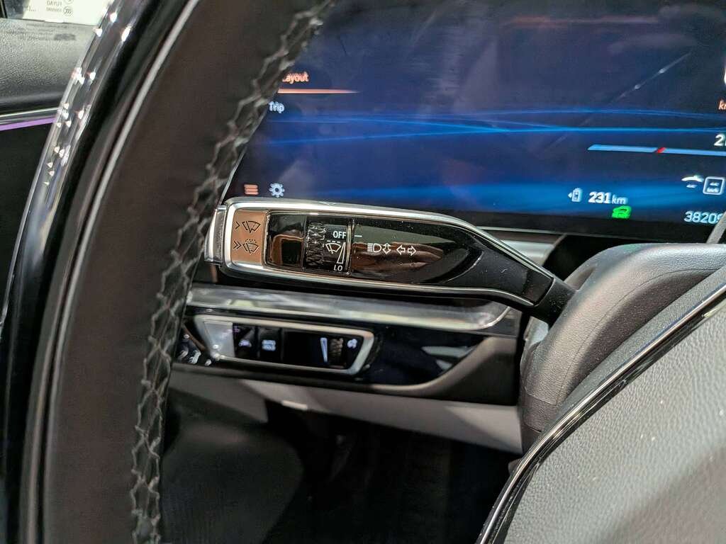 2024 Cadillac LYRIQ 4dr Sport w/1SJ Red Val-David - photo #21
