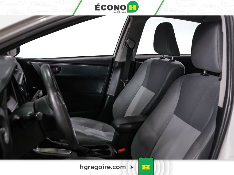 Toyota Corolla 2019 Blanc Laval - photo #8
