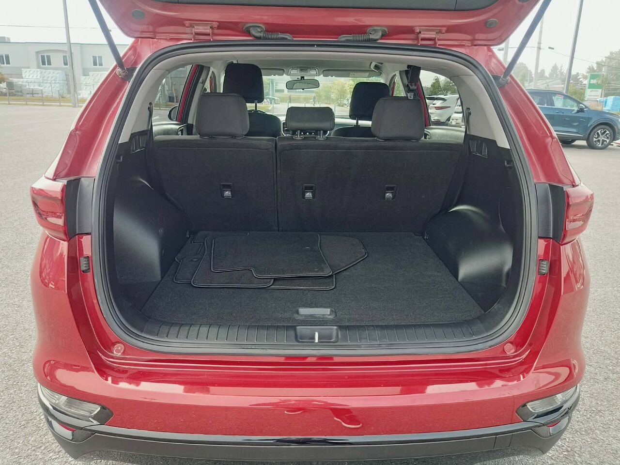 2022 Kia Sportage Red Nantes - photo #7