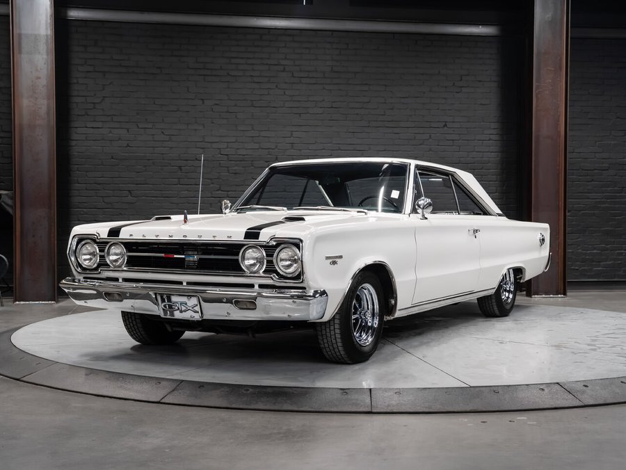 1967 Plymouth GTX 1967 White