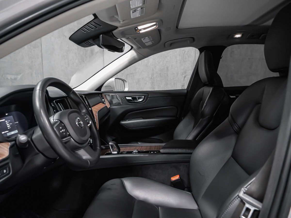 Volvo XC60 Recharge T8 INSCRIPTION EXPRESSION CLIMATE PREMIUM 2022 Argent Montréal - photo #12