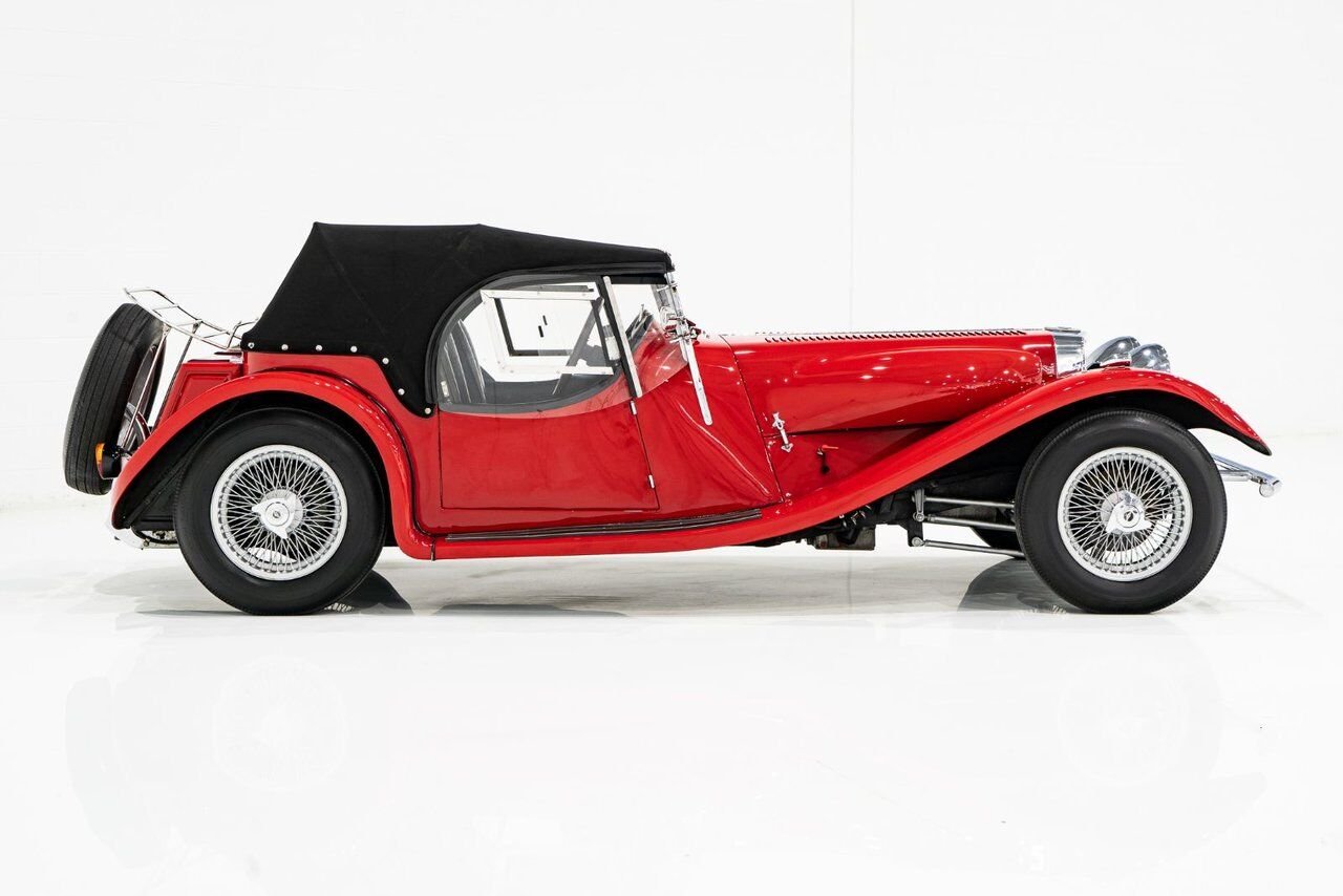 Panther J72 Roadster 1975 Rouge Montréal - photo #2