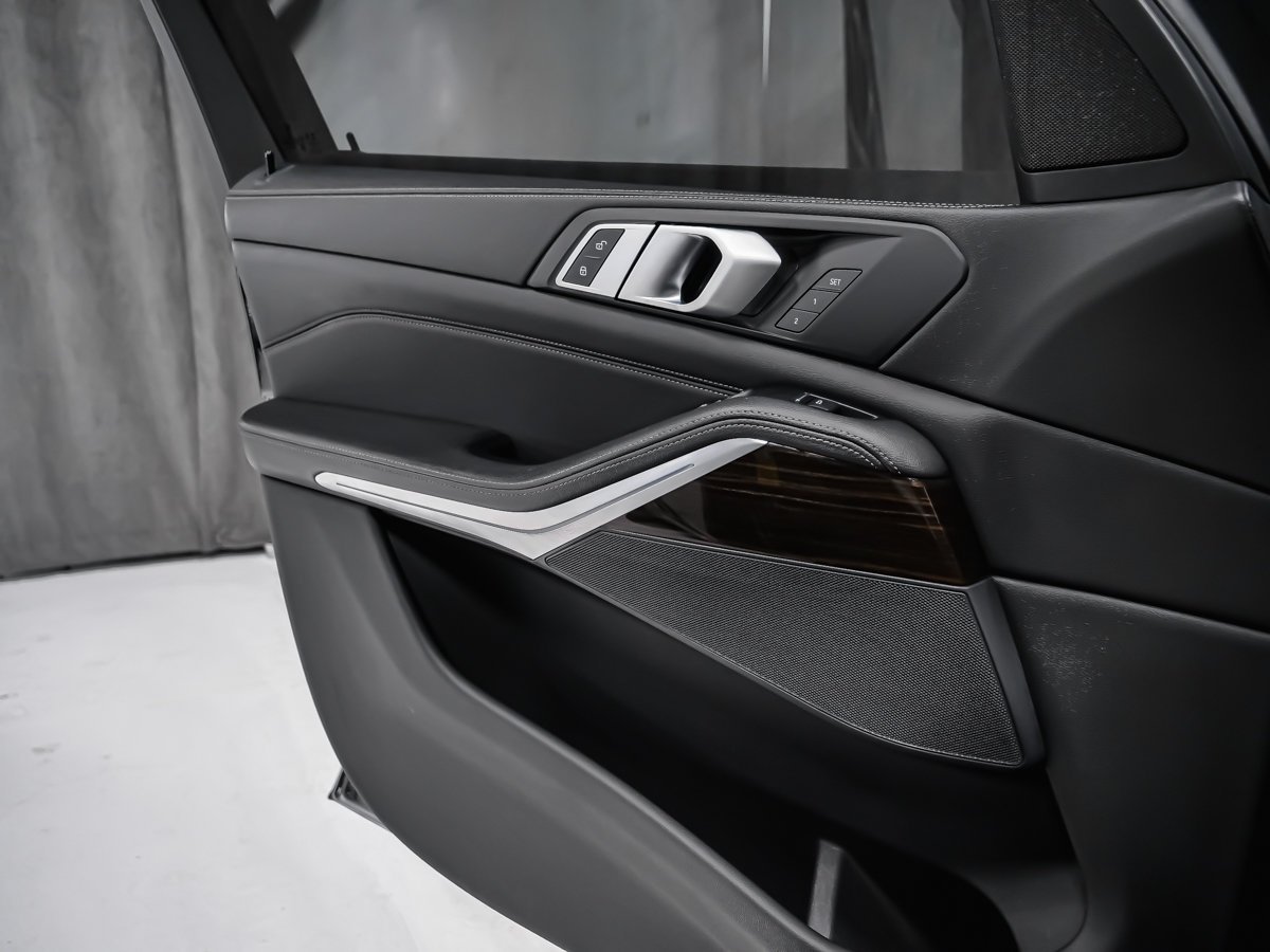 BMW X5 xDrive40i 2 SET DE PNEUS 2019 Noir Montréal - photo #9